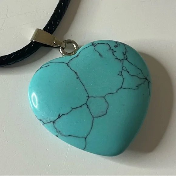 Turquoise Stone Heart Necklace - Picture 3 of 4